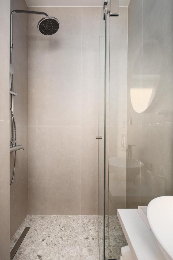 Leonidas - Annunziata Luxury Penthouse Corfu  外观 照片